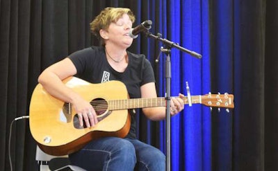 Independent owner-operator and singer-songwriter Mandi Jo Pinheiro performed her “Heartbeat” original song at the 2018 Overdrive/Red Eye Radio Trucker Talent Search at GATS Friday, August 24.