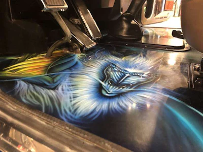 A dragon is on the driver and passenger side floorboards.