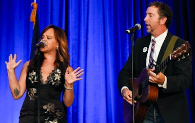Lindsay Lawler an Chris Roberts performed at the gala.