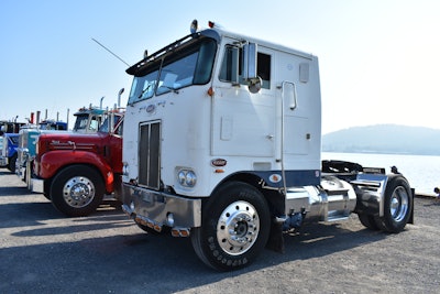 Glenn McCullough's 1978 Peterbilt. McCullough is from Kennedy, Alabama.