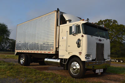 Pete Wood's 1980 Peterbilt 352. Wood is from Arab, Alabama.