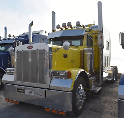 Joey Needham's 2001 Peterbilt 379.