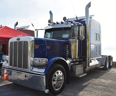 Freight Zone's 2015 Peterbilt 389.