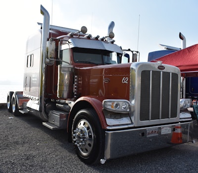 Freight Zone's 2015 Peterbilt 379.
