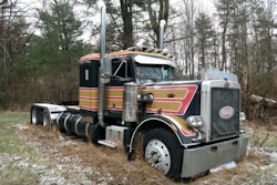 77-peterbilt