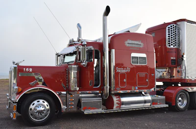 Truck driver Phillip Clayton, from Scottsboro, Alabama, showed his 2005 Peterbilt 379, a tribute to singer Red Simpson.