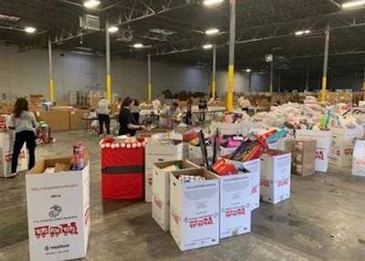 The Texas Trucking Association’s Emerging Leaders Council collected donations for Toys for Tots. (Image Courtesy of Trucking Moves America Forward)