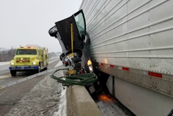 ohio-car-truck-mishap