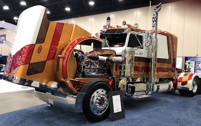 Ray Graves' 1982 Peterbilt 359 has a V8 CAT and a 15-speed transmission. Graves is from Lafayette, Indiana.