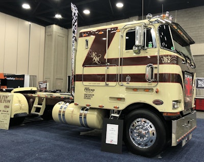 Jason and Debbie Alt's 1985 Peterbilt 362 has a 400 CAT with a 13-speed transmission and Eaton rears. The Alts are from Lafayette, Indiana.