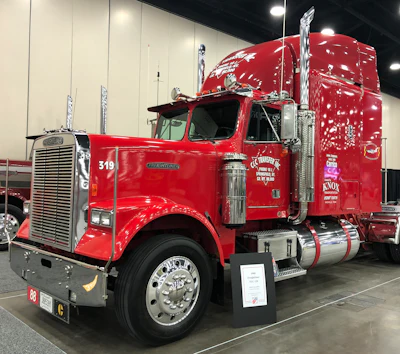 James and Lucas Carrico, from Springfield, Kentucky, own this 1988 Freightliner FLC-120. It has a 3406B Caterpillar and 15-speed transmission.
