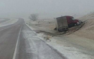 SD-tractor-trailer-crash