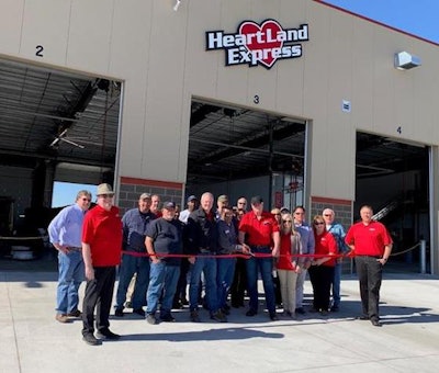The Heartland Express Driver Appreciation Team cuts the ribbon at the grand opening of the fleet’s Frederick, Colorado terminal.