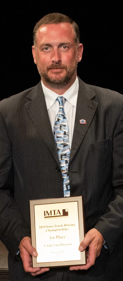 Casey's General Stores driver Richard Meimann won first place in the 5-axle class. (Image Courtesy of Iowa Motor Truck Association)