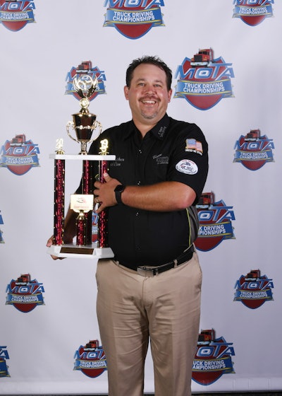 Prime Inc. driver Scott Fischer won first place in Missouri's flatbed class. (Image Courtesy of Missouri Trucking Association)