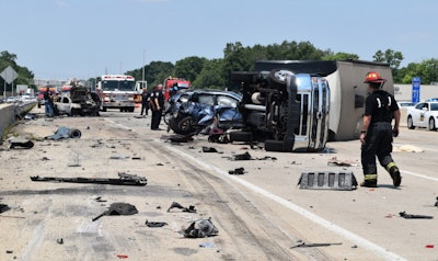 3-die-in-465-crash