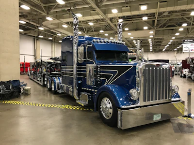 Eric Turner Sr. and his 2015 Peterbilt 389 and 2018 Wally Mo 8-car hauler, “Showtime,” won Best of Show in the Working Combo category, as well as Trucker’s Choice, as voted on by GATS attendees.