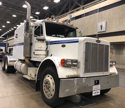 John Gillum of Joshua, Texas, owns this 1987 Peterbilt 379. It has a Caterpillar 3406C engine.