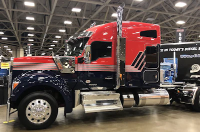 2020 Kenworth W990