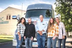 Kenworth-SD-1-feat