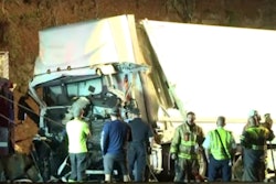 firetruck=truck-crash