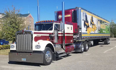 Clyde Green showed his 1982 Kenworth W900A at the Great Salt Lake Truck Show. (Image Courtesy of Clyde Green)