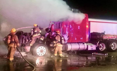 Firefighters battle truck fire in Arizona