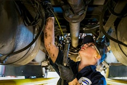loves-speedco-for-commercial-truck-oil-changes