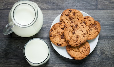 cookies and milk