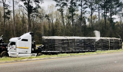 A truck carrying hiney bees crashed in Mississippi (MHP photo)