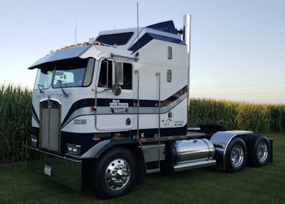 Cabover – Matt Schleuger, Wesley, Iowa, 1993 Kenworth K100E, Not Daddy’s Money