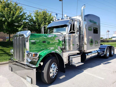 Working Bobtail, 2014-2021 | Kris Keel’s 2019 Peterbilt 389