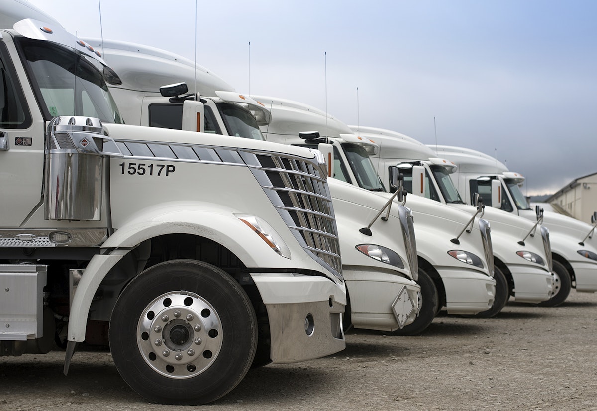 Global Village Trucking Company UK盤 Global Village Trucking Company Global Village Trucking