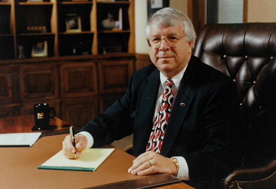Herman Fallick Founder of TMC Transportation passes | Truckers News