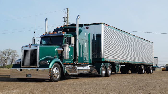 1996 Kenworth W900 owned by 2020 People’s Choice award winner Jay Palachuk