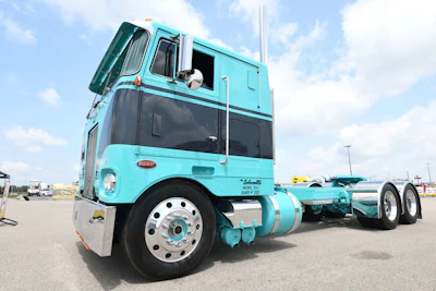 Super Rigs7a