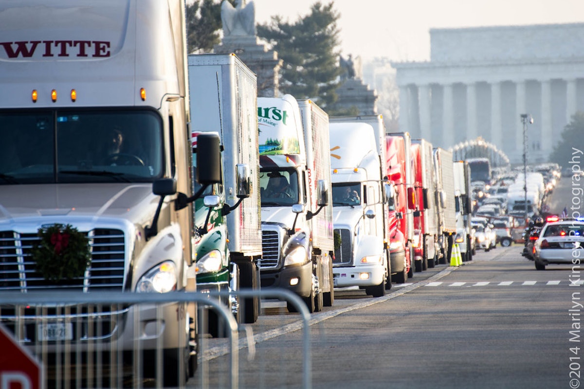 Carriers thanked for helping deliver for Wreaths Across America