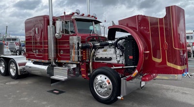 Kentucky-based Charles Hale owns this 1985 Peterbilt 359 EXHD. It was originally ordered by Johnny Cash but was purchased new in 1985 from Peterbilt of Nashville by Aaron Oil Co. in Russell Springs, Kentucky.
