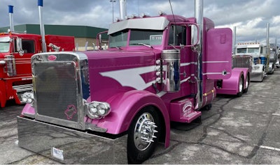 custom peterbilt 379 show truck
