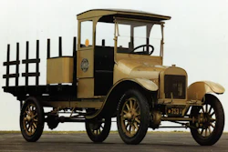 Old Betsy painted gold for Oshkosh's 50th anniversary.