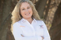 Woman truck driver Kellylynn McLaughlin