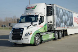 Battery-electric tractor-trailer
