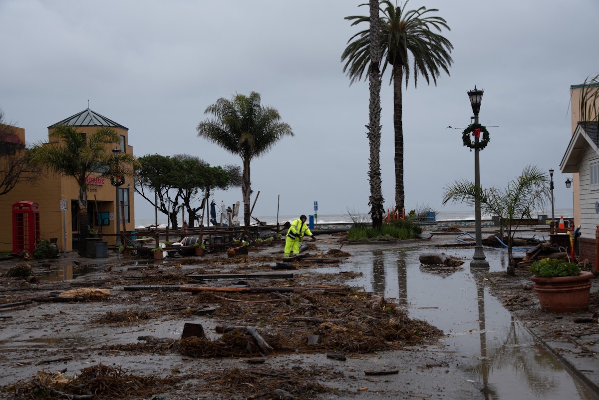 Briefly Severe weather prompts emergency declaration in California