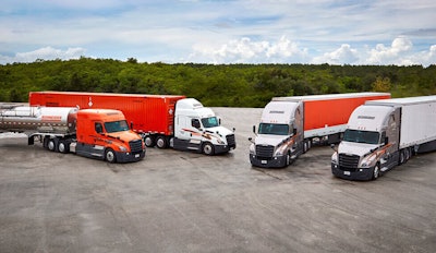 4 Schneider tractor-trailers