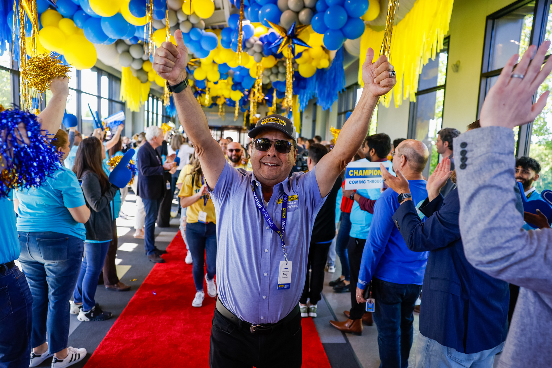 J.B. Hunt Honors 84 Truckers For Driving More Than 2 Million Safe Miles ...