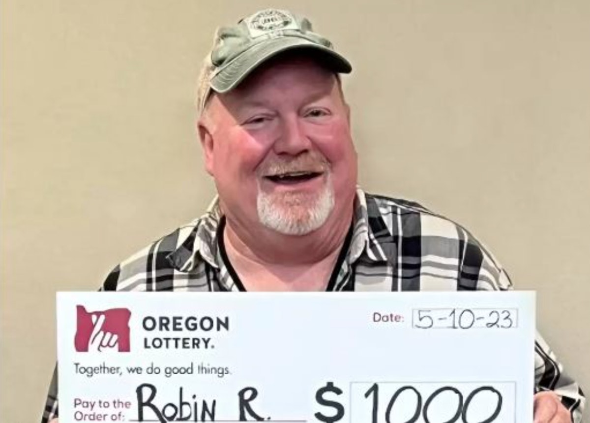 Briefly: Trucker wins ,000 a week for life in Oregon Lottery