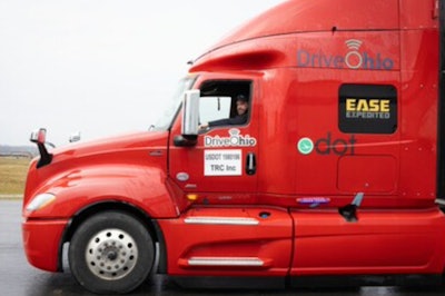 EASE truck with platooning technology