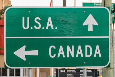 USA-Canada sign