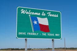 WSelcome to Texas sign
