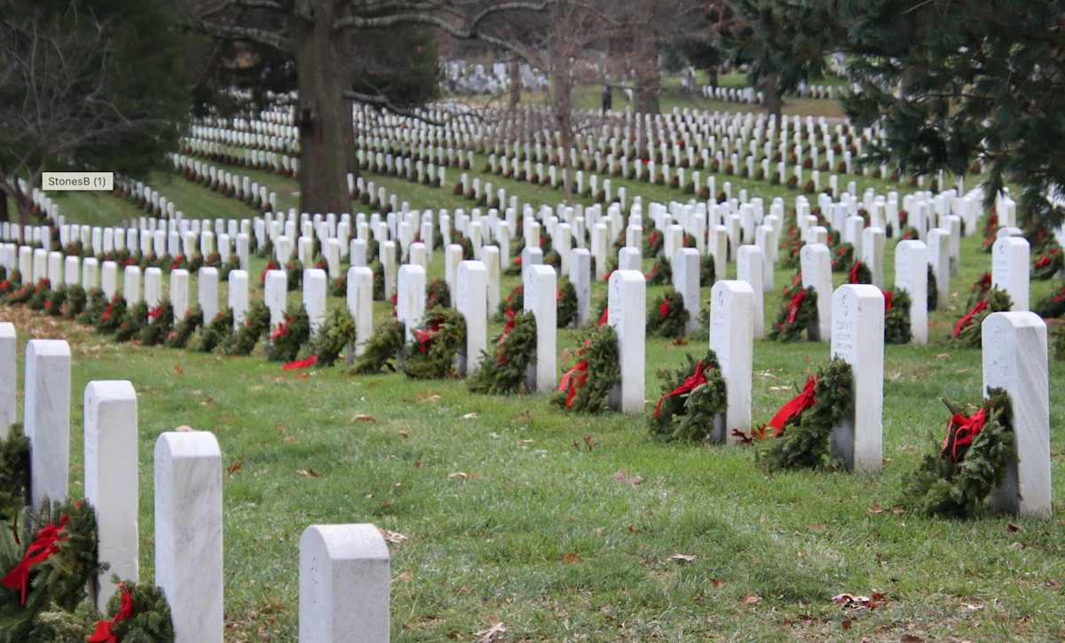 J.B. Hunt honored for efforts to assist Wreaths Across America